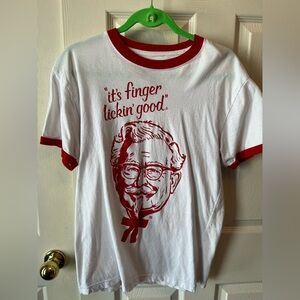 KFC “it’s finger lickin’ good” Unisex T-Shirt – White/Red, Good Condition